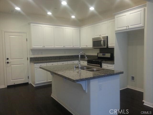 Foto del edificio - 436 Campestre Ln