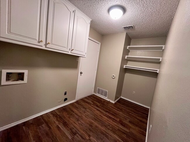 Foto del edificio - 5718 88th St