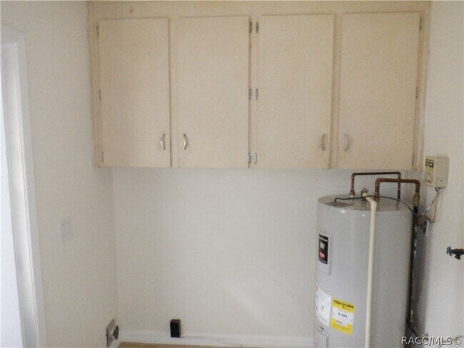 Foto del edificio - 923 E Turner Camp Rd