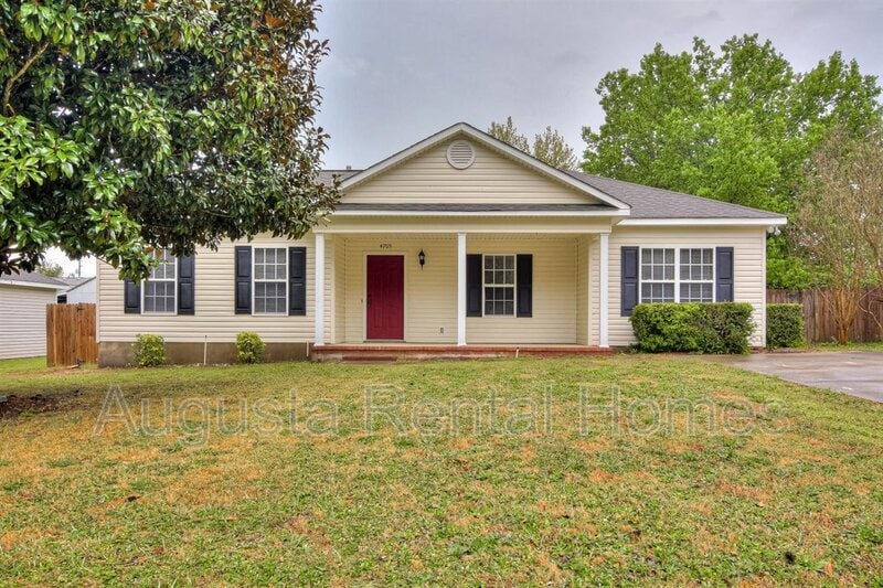 Primary Photo - 4705 E Creek Mill Ct