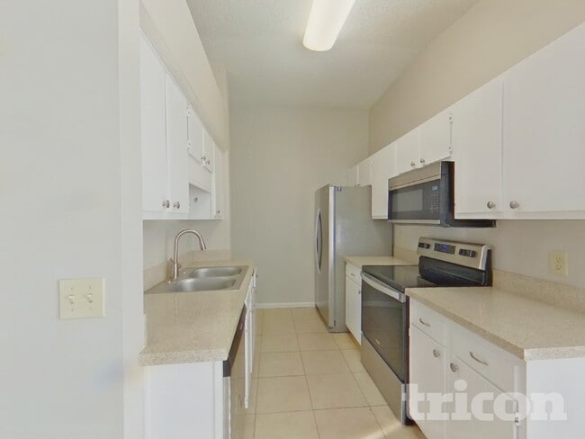 Foto del edificio - 8158 Pilgrims Trace Dr