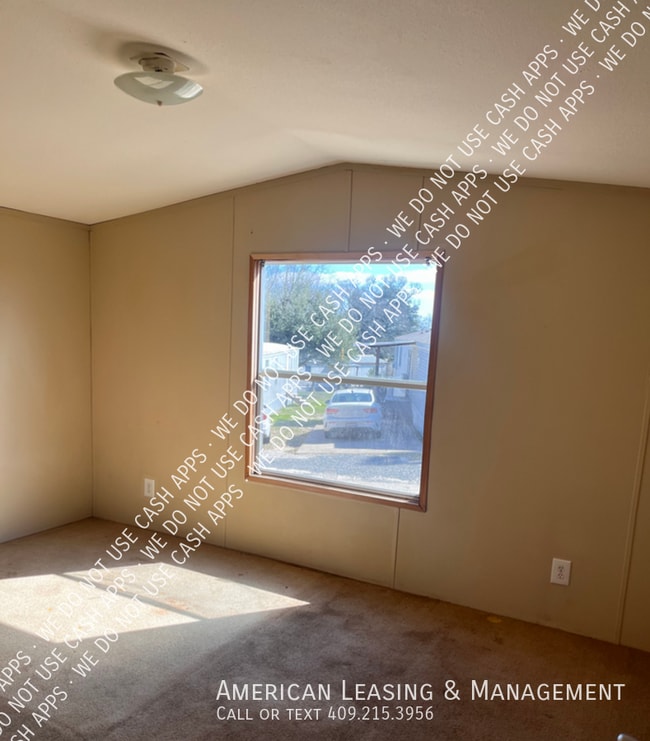 Building Photo - 3054 Woden Rd