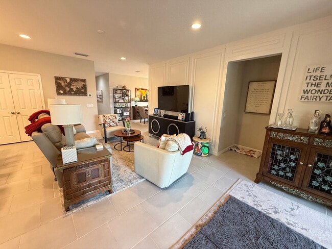 Building Photo - 4/2 Groveland Builder Model Home