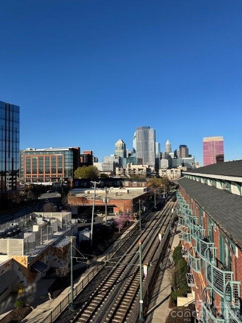 Foto del edificio - 115 E Park Ave