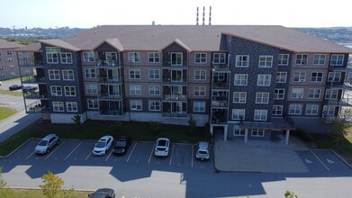 Building Photo - 216 Nadia Dr