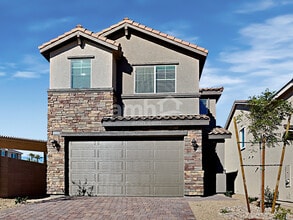 Building Photo - 3333 Blodwen St