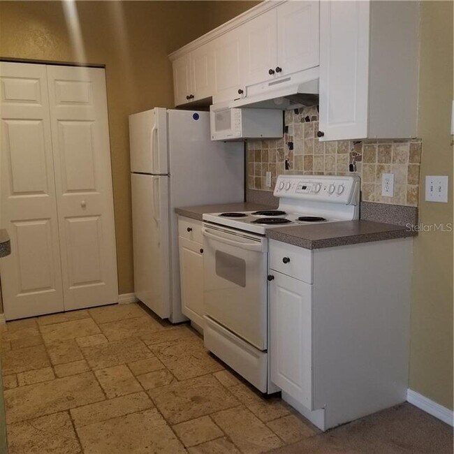 Building Photo - 822 Grand Regency Pointe