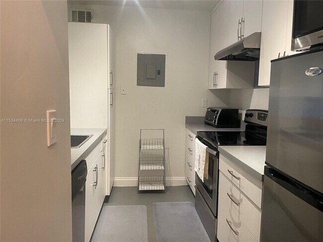 Photo - 401 NW 107th Ave Apartment