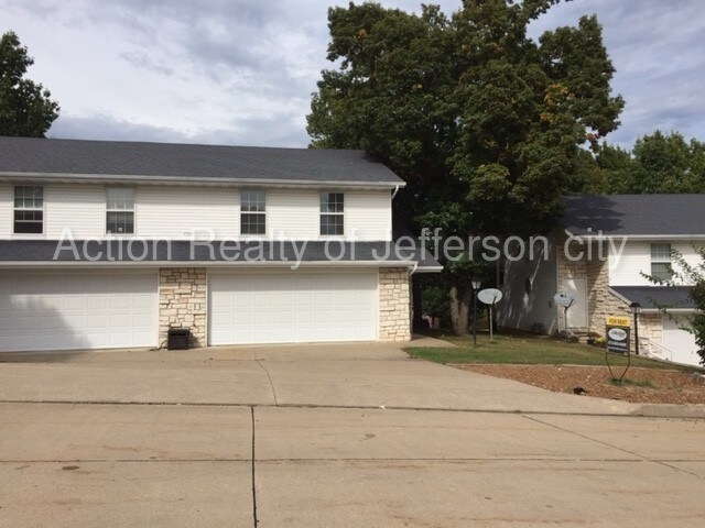 Primary Photo - 1104 Charm Tree Ct