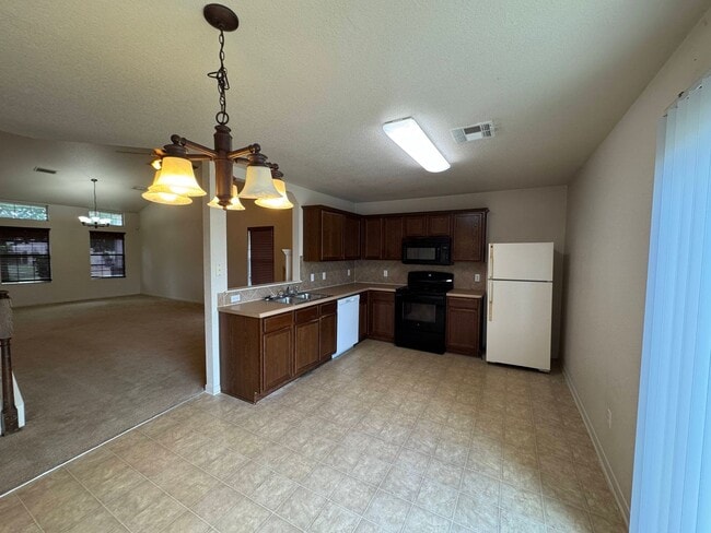 Building Photo - 3302 Catalina Dr