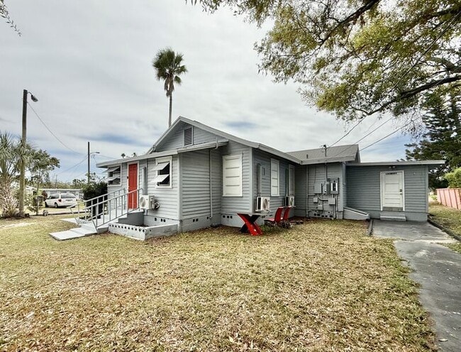 Building Photo - 4091 58th Ave N