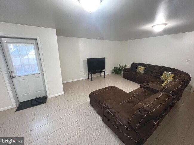 Building Photo - 16032 Imperial Eagle Ct