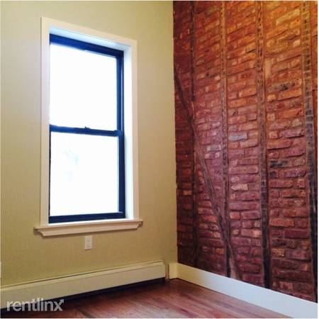 Building Photo - 2027 Himrod St