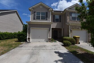 Building Photo - 1060 Canyon Oak Loop