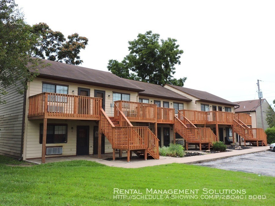 Primary Photo - 400 SW MacVicar Ave - 6