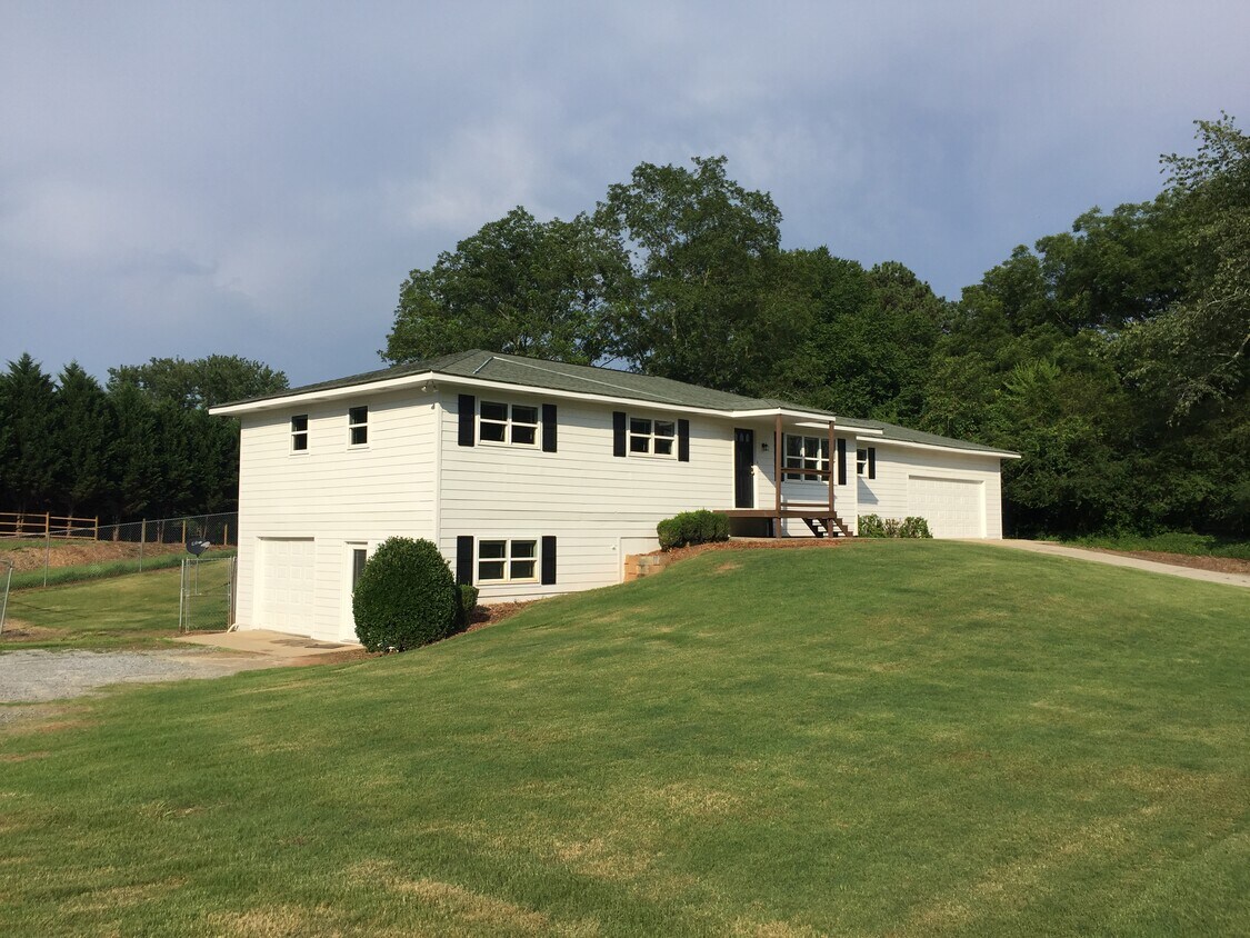 Foto principal - 4710 Bells Ferry Rd