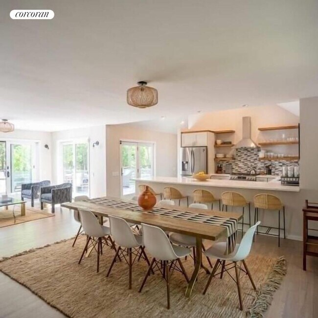 Foto del edificio - 20 Collingswood Dr