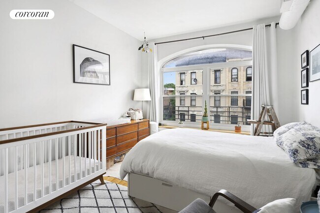 Foto del edificio - 318 Knickerbocker Ave