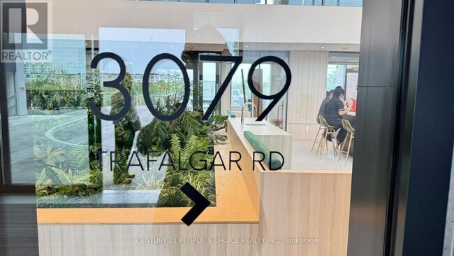 Photo du bâtiment - 3079 Trafalgar Rd