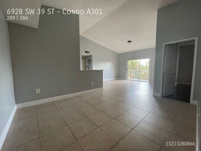 Foto del edificio - 6928 SW 39th St