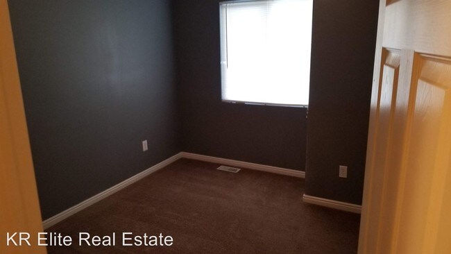 Building Photo - 4 br, 3 bath House - 4377 S 3450 W