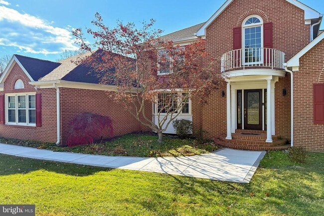 Foto del edificio - 1300 Pinstripe Ct