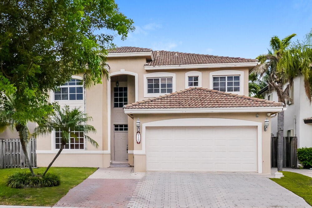 Primary Photo - 21101 SW 88th Ct