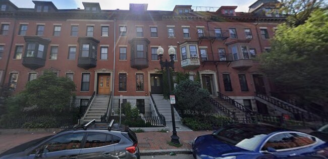 Foto del edificio - 475 Massachusetts Ave