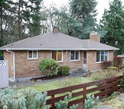 Building Photo - 10832 35th Ave SW
