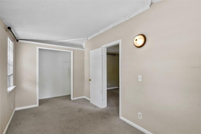 Building Photo - 33 N Normandale Ave
