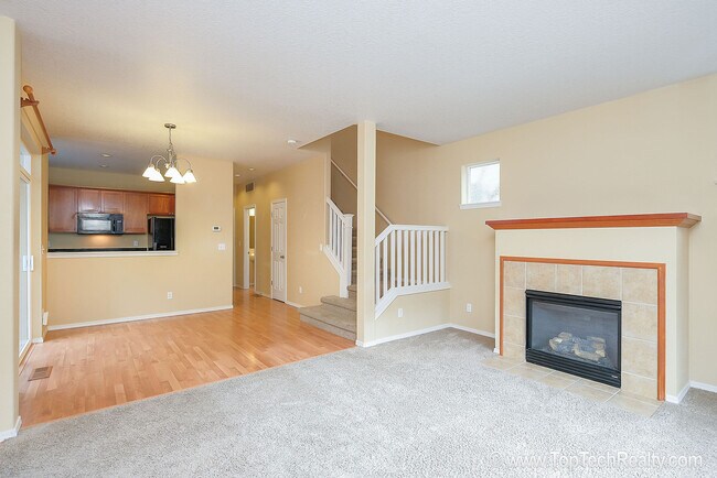 Foto del edificio - Sharp Craftsman-style - Near Parks and Tua...