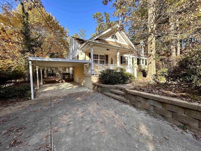 Building Photo - Gorgeous 2 Bedroom, 2 Bath home in West Ra...