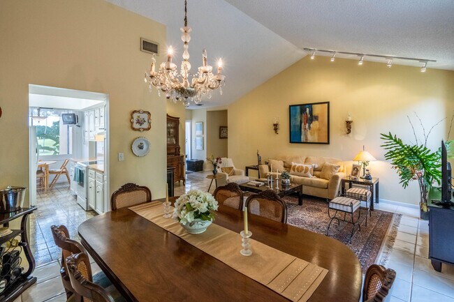 Foto del edificio - 3706 Bridgewood Dr