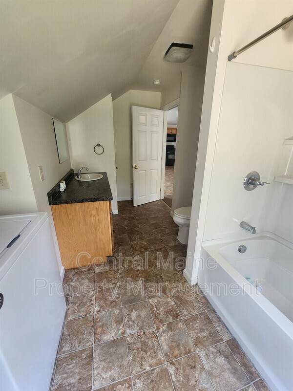 Foto del edificio - 436 Pleasant St