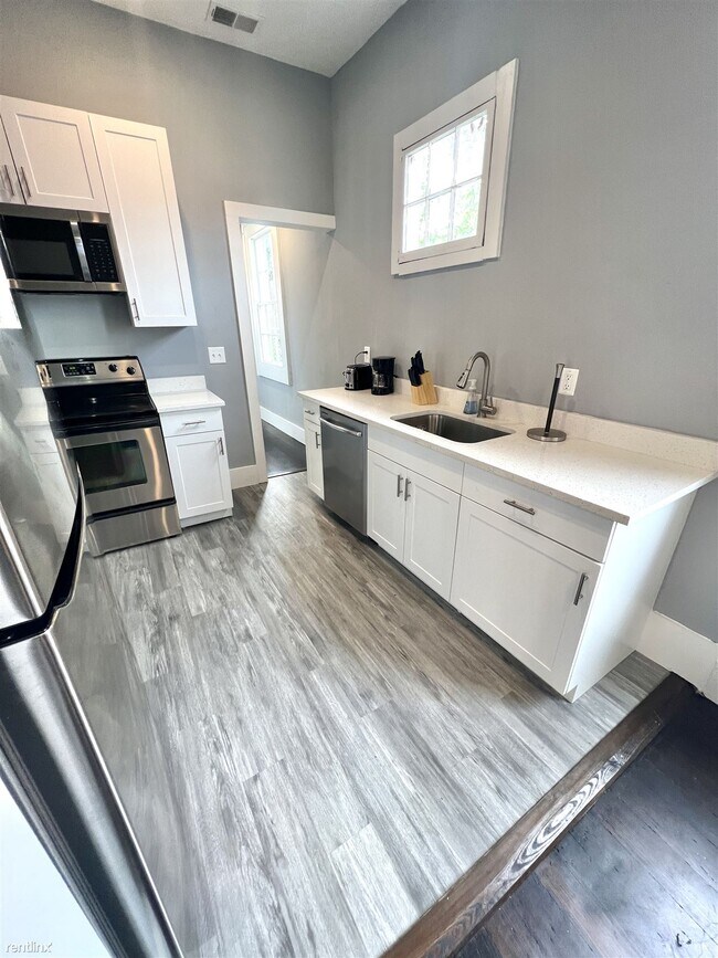 Foto del edificio - 2 br, 2 bath Duplex - 31 Nassau Street B