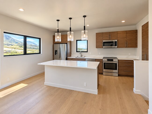 Building Photo - 1343 Kahoma, Unit A