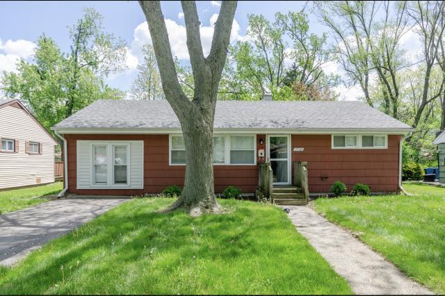 Primary Photo - 4 bedroom in South Holland IL 60473