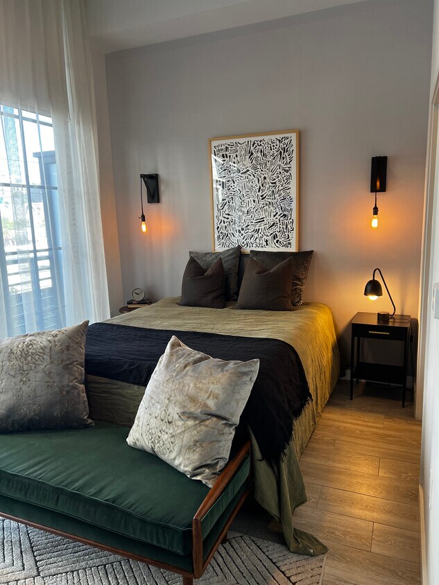 Foto principal - 370 NW 24th St