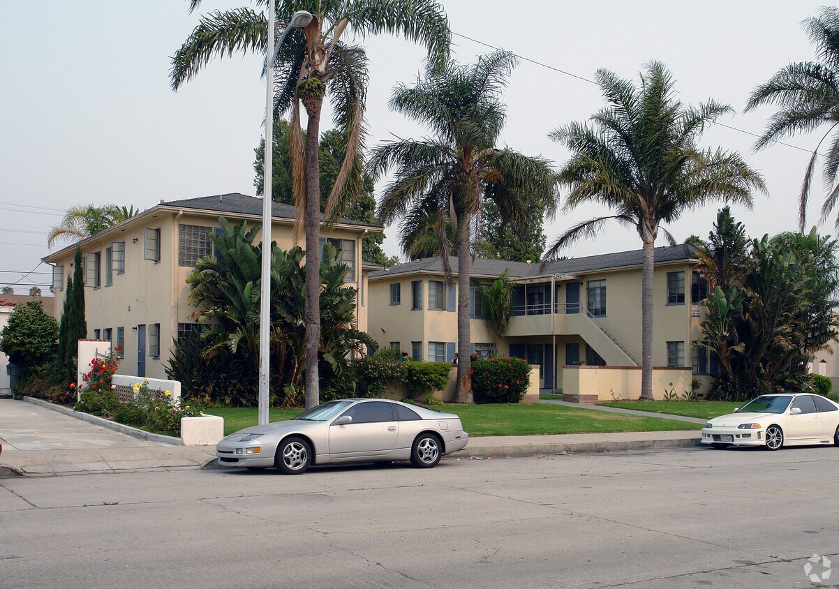 Foto del edificio - Las Palmas Apartments