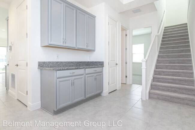 Building Photo - 3 br, 2 bath House - 13246 Bromborough Dr