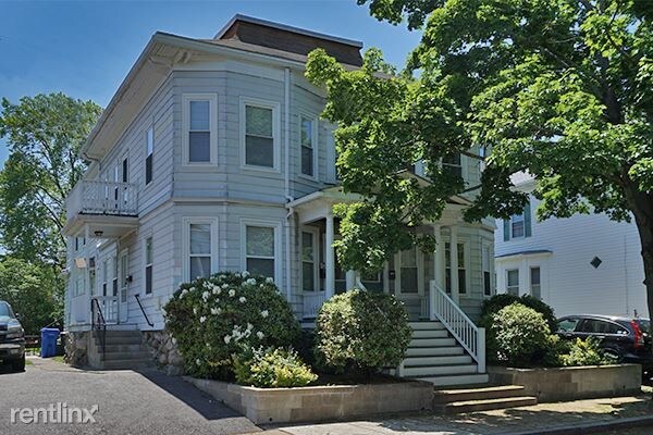 Building Photo - 2 br, 1 bath Apartment - 177 Robbins St # A