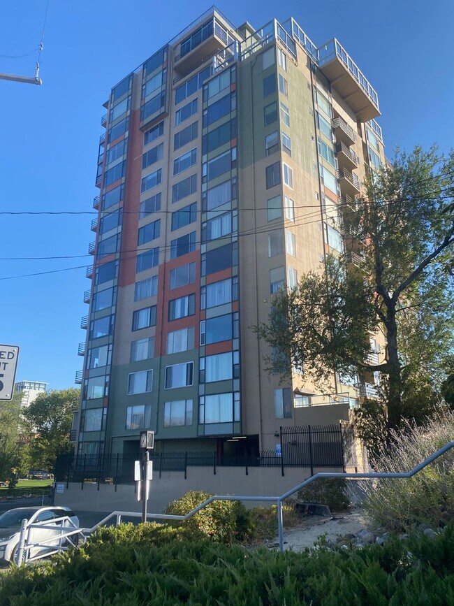 Foto del edificio - 280 Island Ave