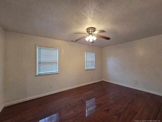 Foto del edificio - 2532 Sourwood Dr