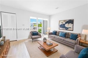 Foto del edificio - 2535 NE 193rd St