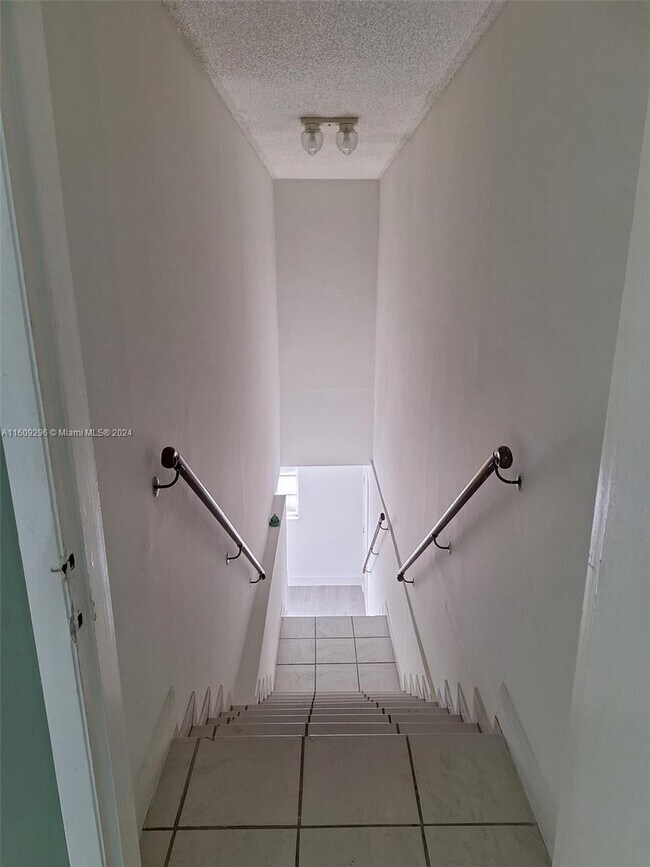 Foto del edificio - 10021 SW 42nd Terrace