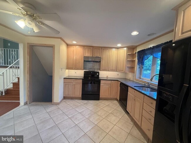 Building Photo - 118 Spring House Rd