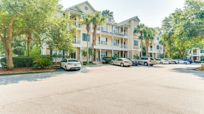 Foto del edificio - 2 Bedroom 2 Bath Condo in Indigo Hall at Hope Plantation - Johns Island