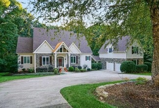 Building Photo - 5909 Greenevers Dr