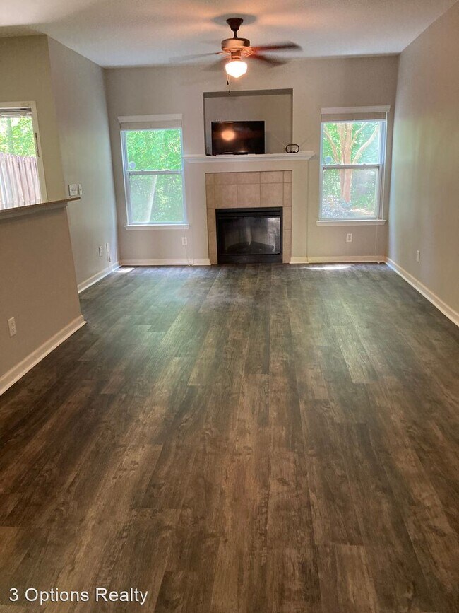 Building Photo - 2 br, 2.5 bath House - 478 Mulberry Row, S.E.