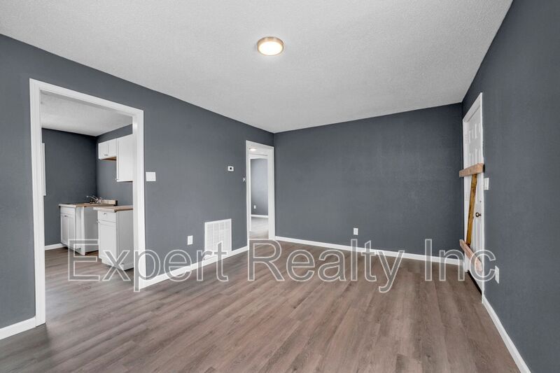 Foto principal - 5706 Monte Sano Rd